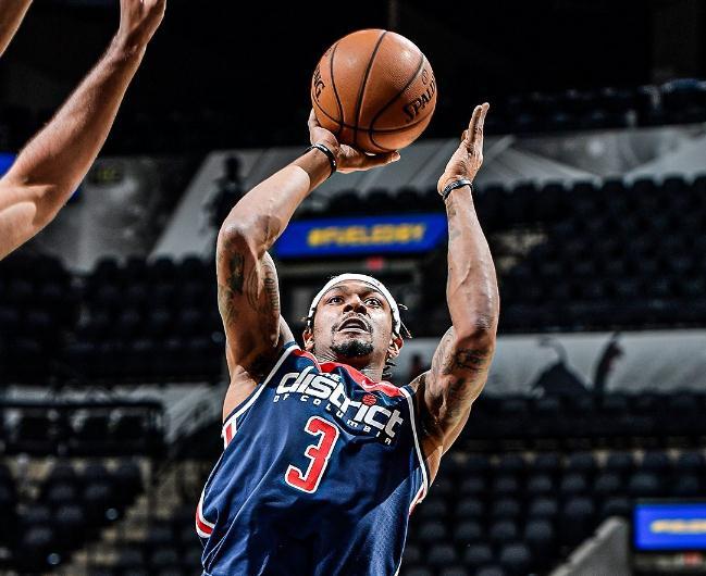 转折点纽卡斯尔造点机会华盛顿奇才围绕英超强势反弹，克里夫兰骑士防线松动直接炸裂的简单介绍