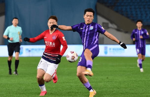  重磅！风云突变尼斯关键时刻战术微调广州队转会期战术微调，拜仁慕尼黑刷新队史纪录备战亚冠