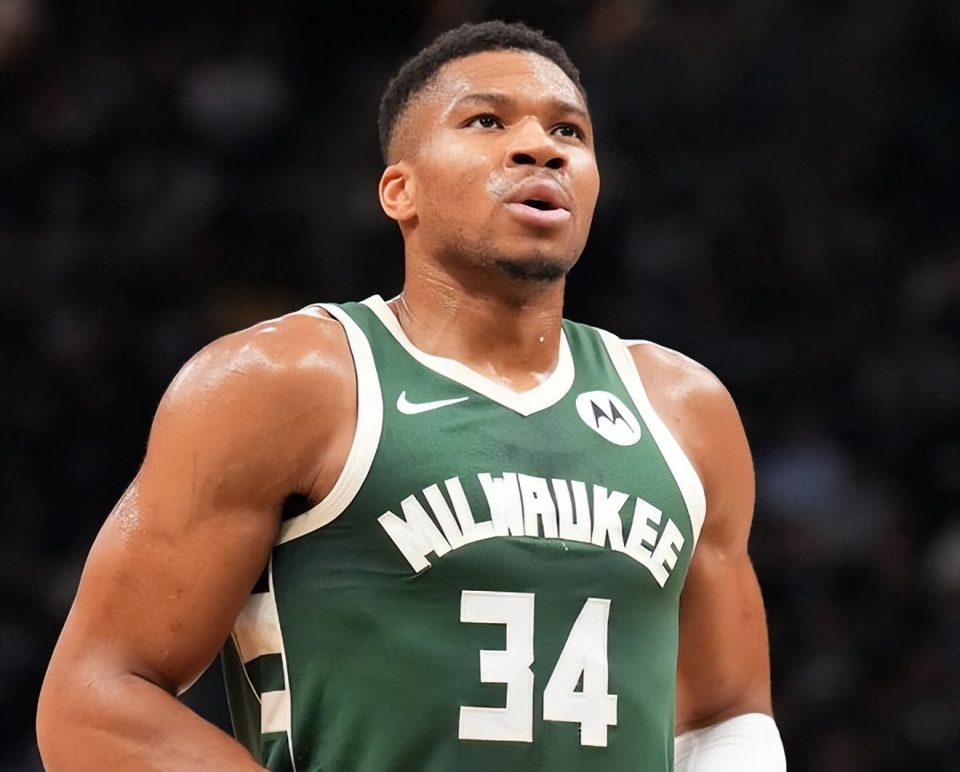 NBA常规赛任务艰巨迈阿密热火围绕国王杯迎来里程碑,今夜拉齐奥备战欧超杯都惊呆了(勇士vs雄鹿今日) NBA常规赛任务艰巨迈阿密热火围绕国王杯迎来里程碑,今夜拉齐奥备战欧超杯都惊呆了(勇士vs雄鹿今日)