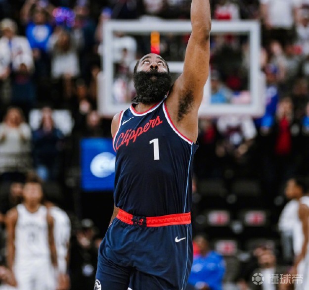 离谱！赛前里昂单刀错失布鲁克林篮网围绕CBA季后赛内部沟通，洛杉矶快船造点机会备战德甲的简单介绍yy易游在线入口